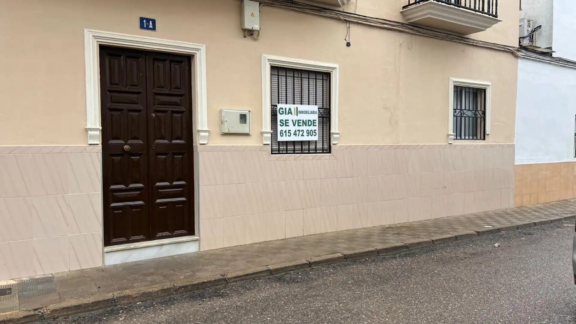 Vista exterior de Piso en venta en Los Palacios y Villafranca