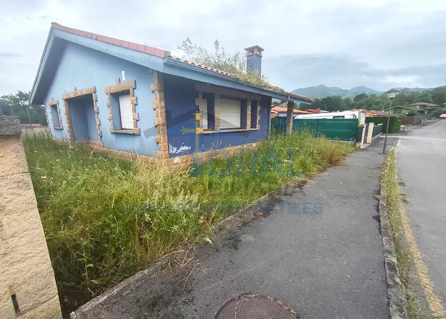 Vista exterior de Casa o xalet en venda en Nava amb Jardí privat i Terrassa
