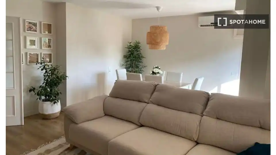 Wohnzimmer von Wohnung zur Miete in Godella mit Klimaanlage, Heizung und Möbliert
