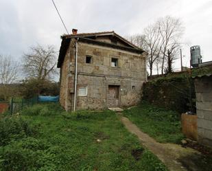 Vista exterior de Casa o xalet en venda en San Felices de Buelna amb Balcó