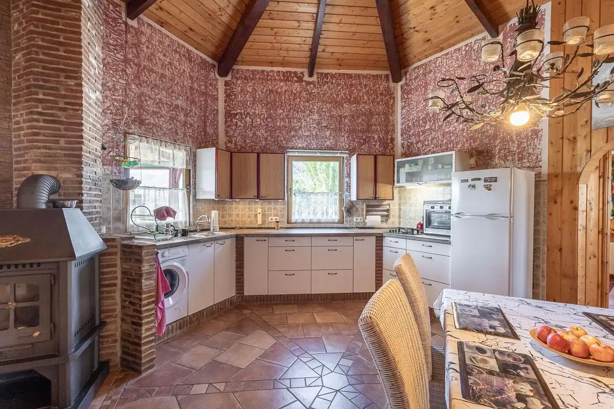 Cocina de Casa o chalet en venta en Fornes con Calefacción, Jardín privado y Piscina