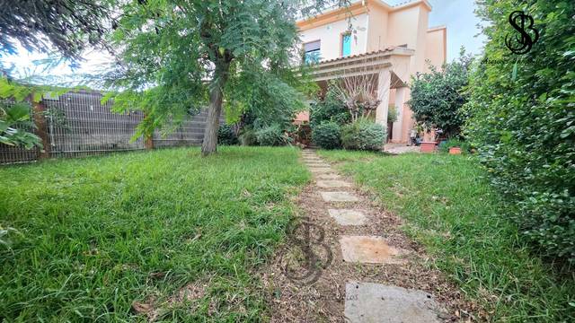 Casa-chalet en Venta en Almajada - Ravel