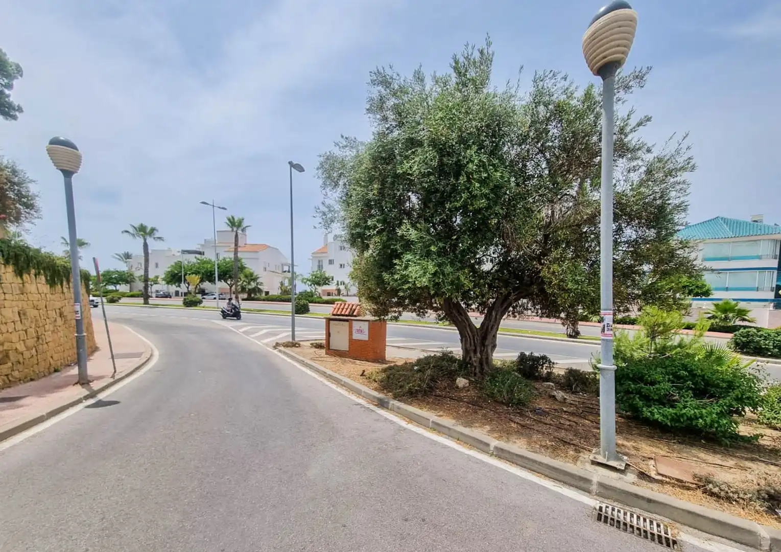 Vista exterior de Garatge en venda en Benalmádena