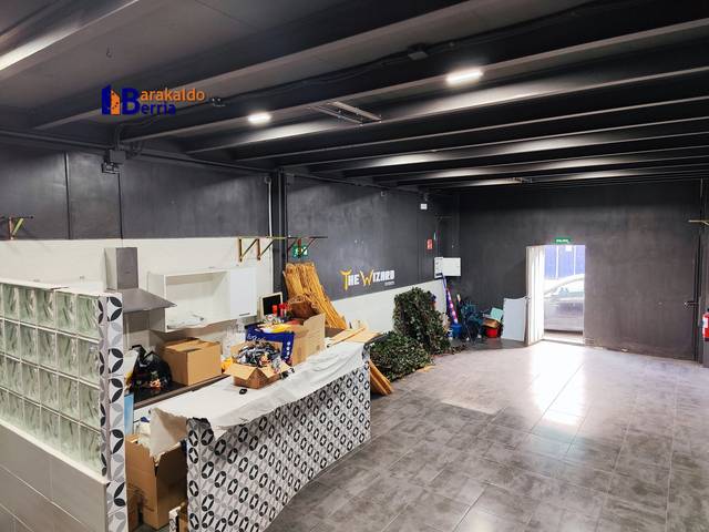Nave industrial en Venta en Polígono Industrial Aurrera Poligonoa en Valle de Trápaga-Trapagaran
