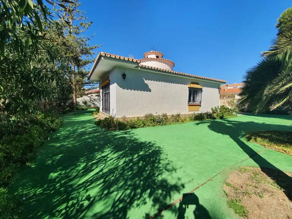 Chalet con jardín en venta en Centro Internacional, imagen 24