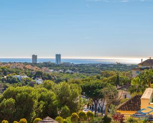 Vista exterior de Apartament en venda en Marbella amb Aire condicionat, Calefacció i Terrassa