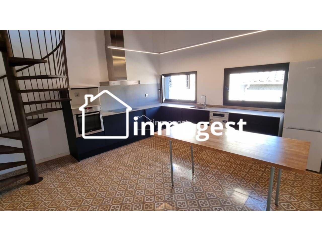 Kitchen of Flat to rent in Amer  with Heating