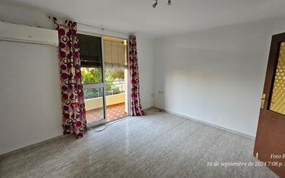 Bedroom of Flat for sale in  Sevilla Capital  with Air Conditioner and Terrace