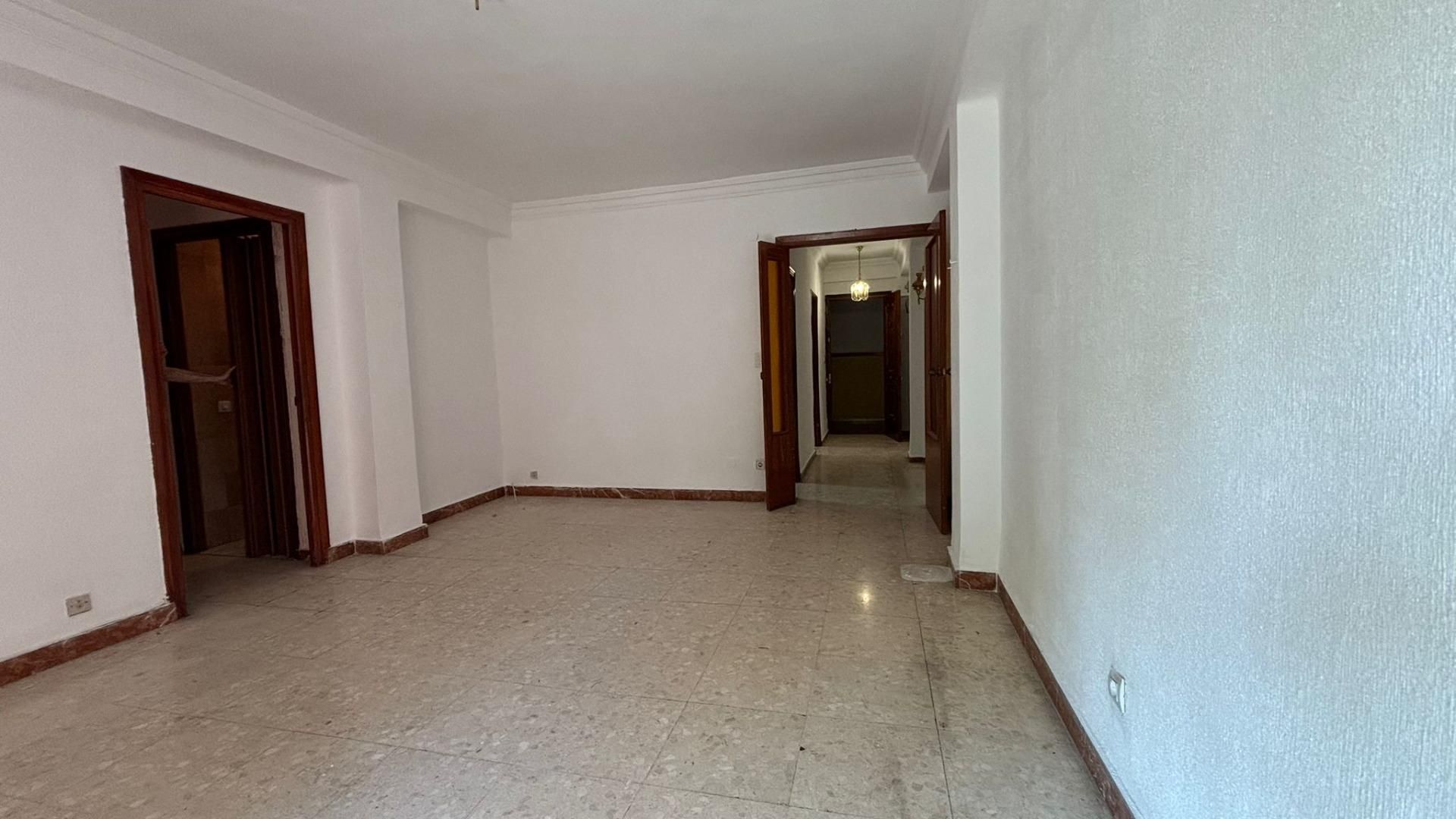 Flat for sale in  Sevilla Capital  with Terrace