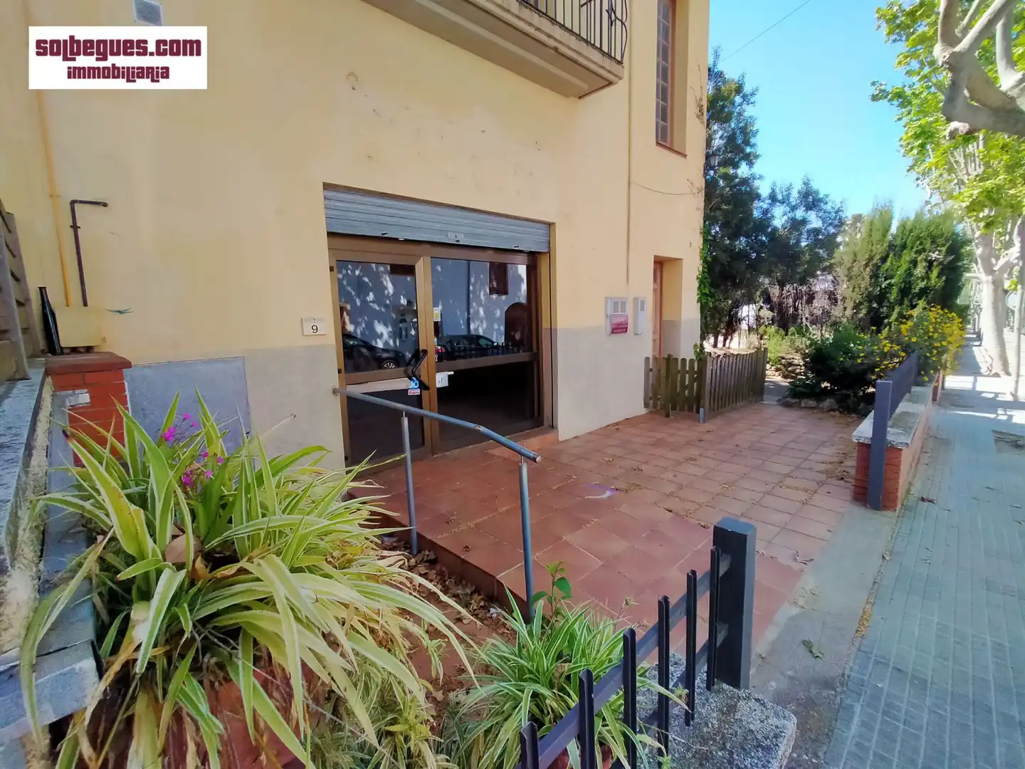 Business premises to rent in Begues, imagen 6