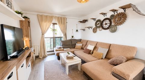 Foto 2 de Piso en venta en Carrer de la Florida, La Gavarra, Cornellà de Llobregat