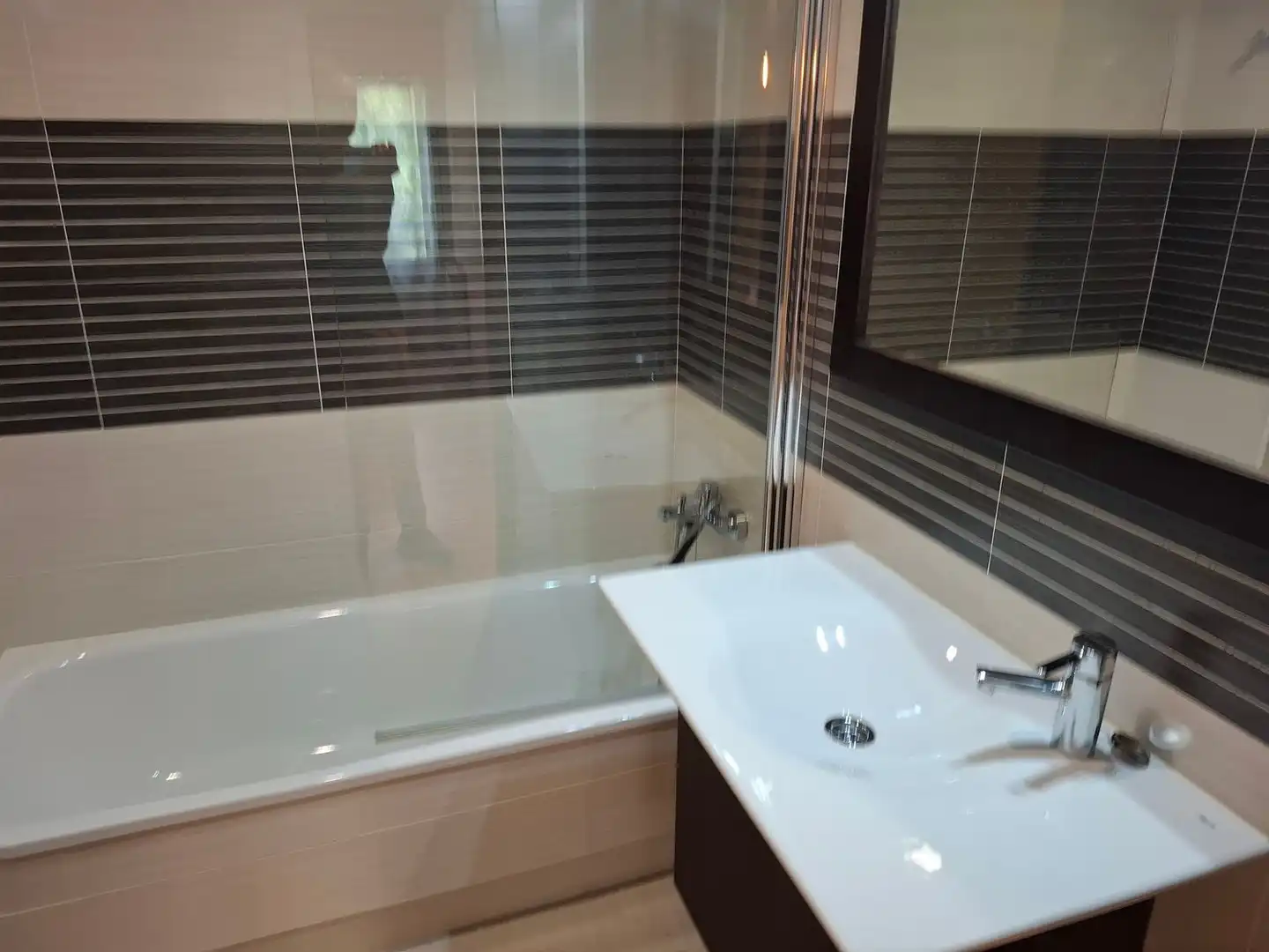 Bathroom of Flat for rent in As Lagoas