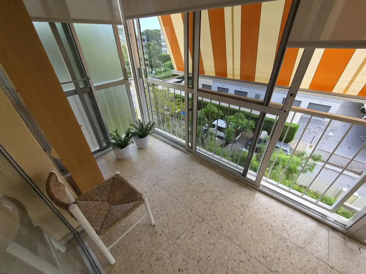 Terraza de Apartamento de alquiler en Benicasim / Benicàssim con Terraza y Amueblado