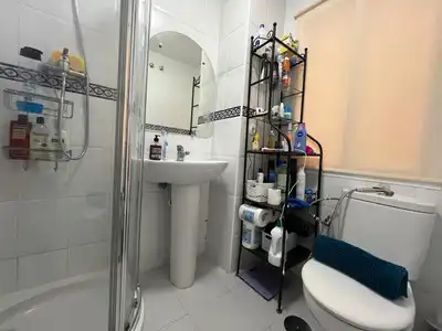 Baño de Planta baja en venta en Fuengirola con Aire acondicionado, Calefacción y Terraza