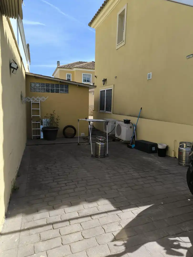 Terraza de Casa adosada en venta en Málaga con Aire acondicionado, Jardín privado y Terraza