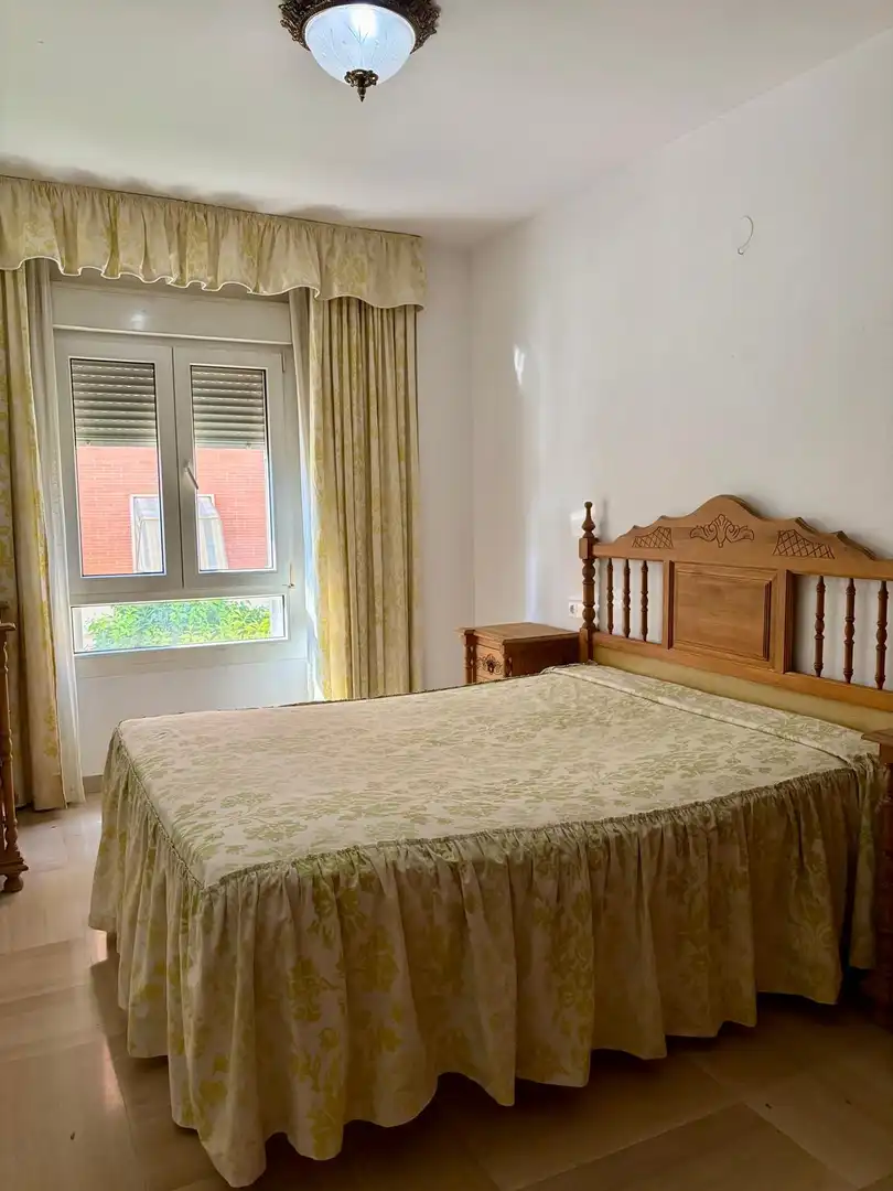 Habitación de Piso en venta en Córdoba con Calefacción, Trastero y Amueblado