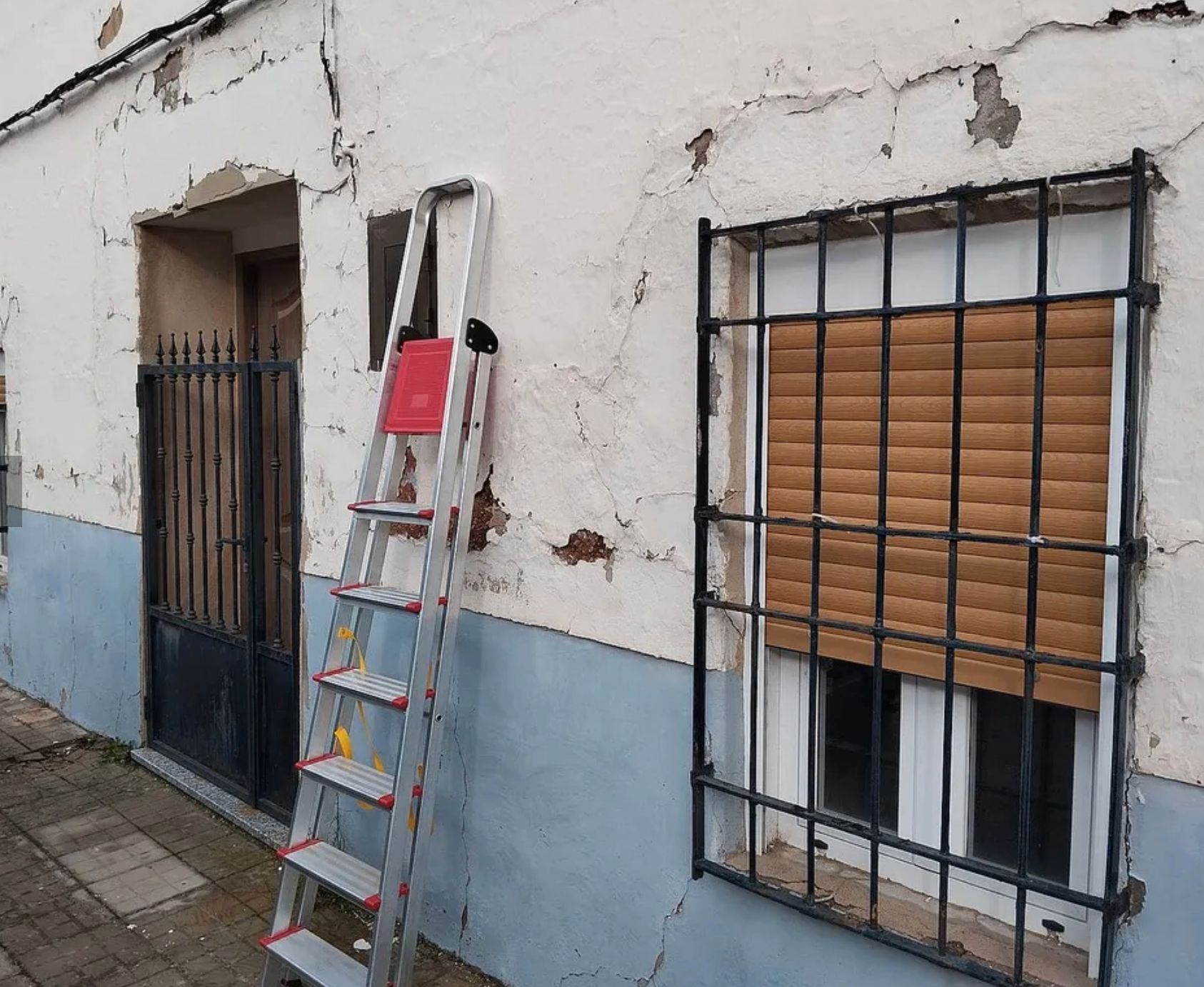 Exterior view of Single-family semi-detached for sale in Pedro Muñoz