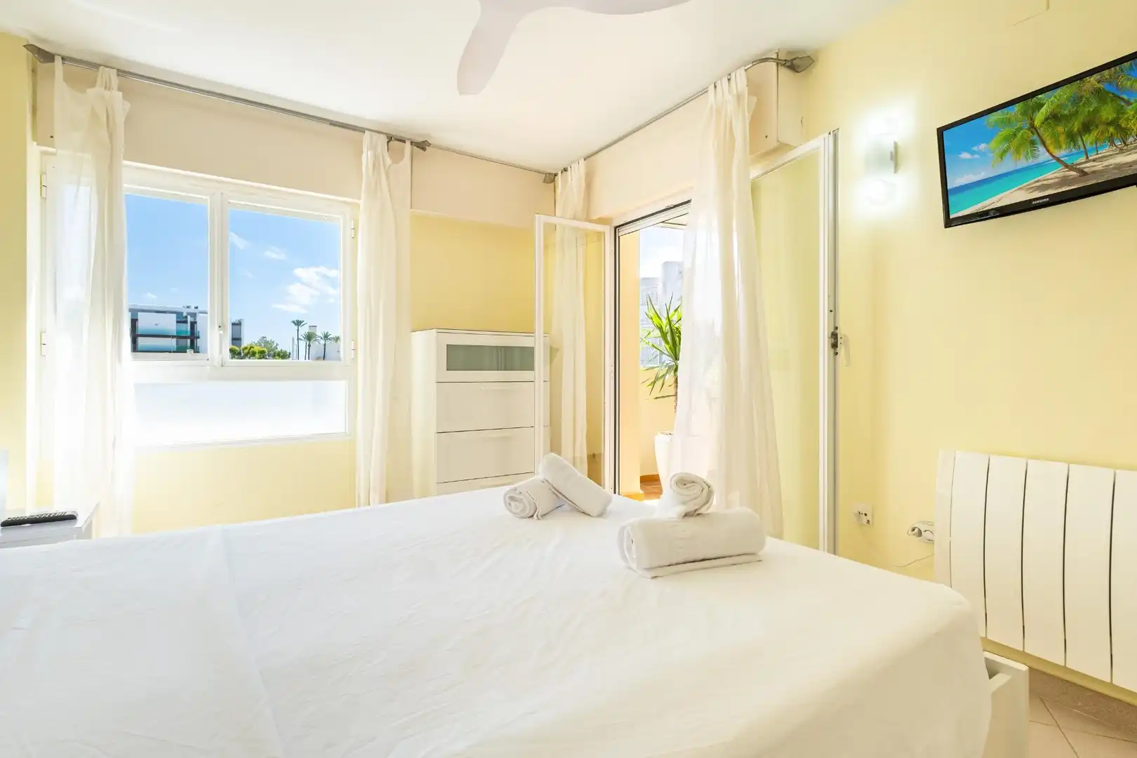 Apartment with pool to rent in Montañar - El Arenal, imagen 23