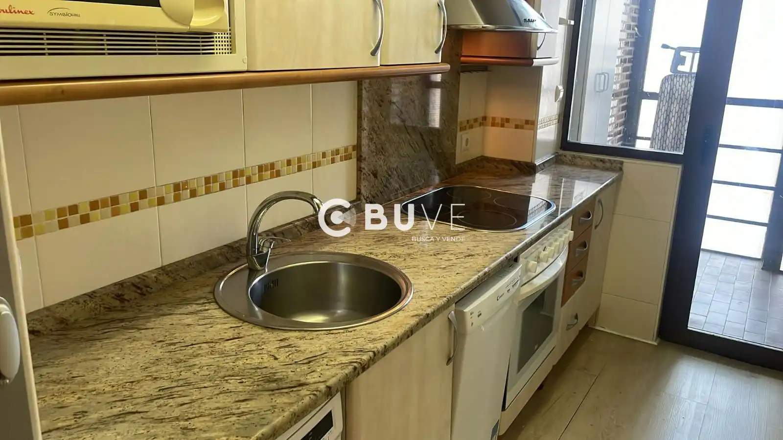 Cocina de Piso de alquiler en Valladolid con Calefacción, Terraza y Amueblado