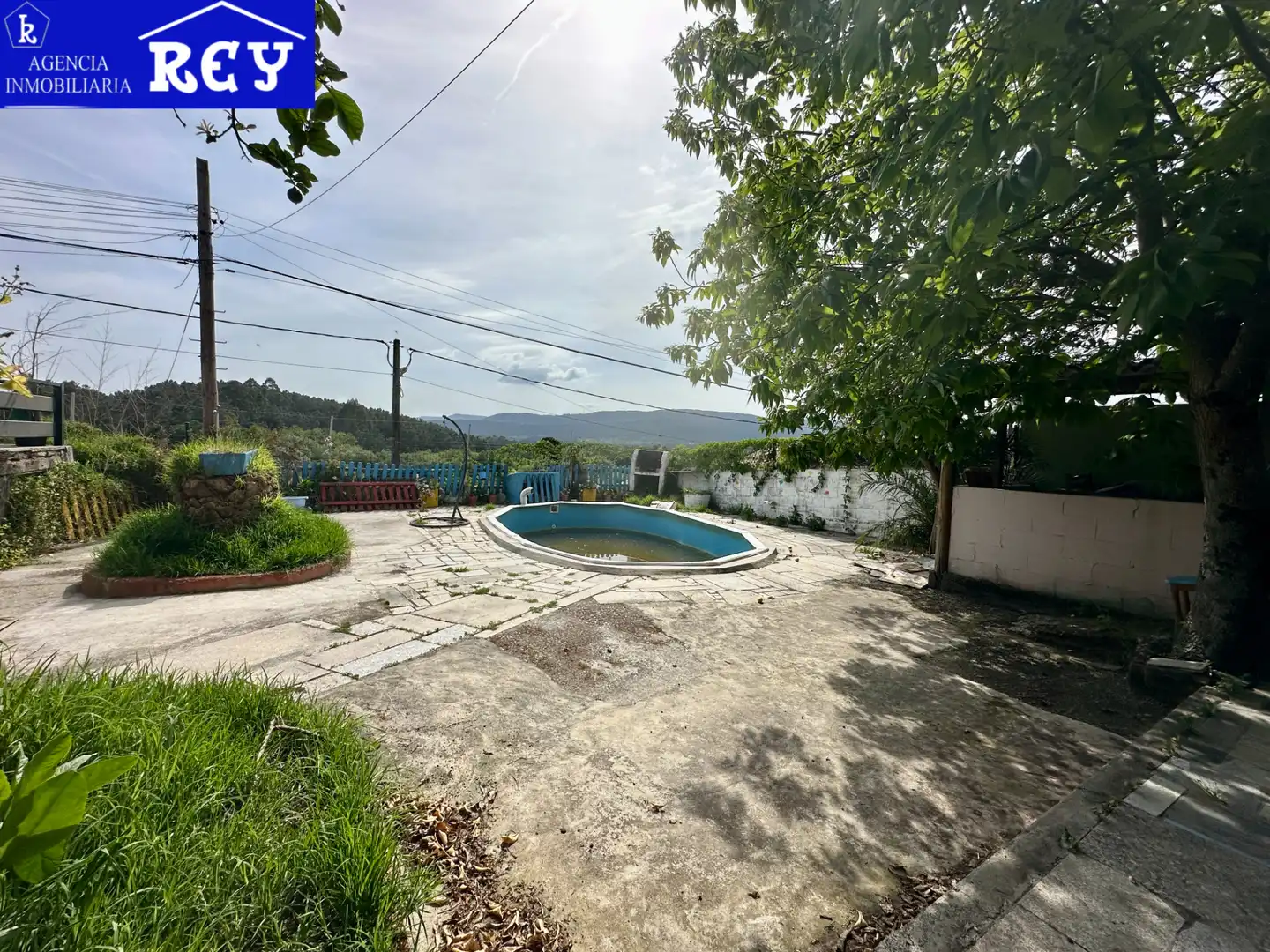 Piscina de Casa o xalet en venda en Ames amb Calefacció, Jardí privat i Parquet