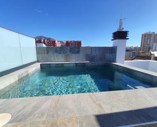 Piscina de Àtic de lloguer en Fuengirola amb Aire condicionat, Terrassa i Piscina