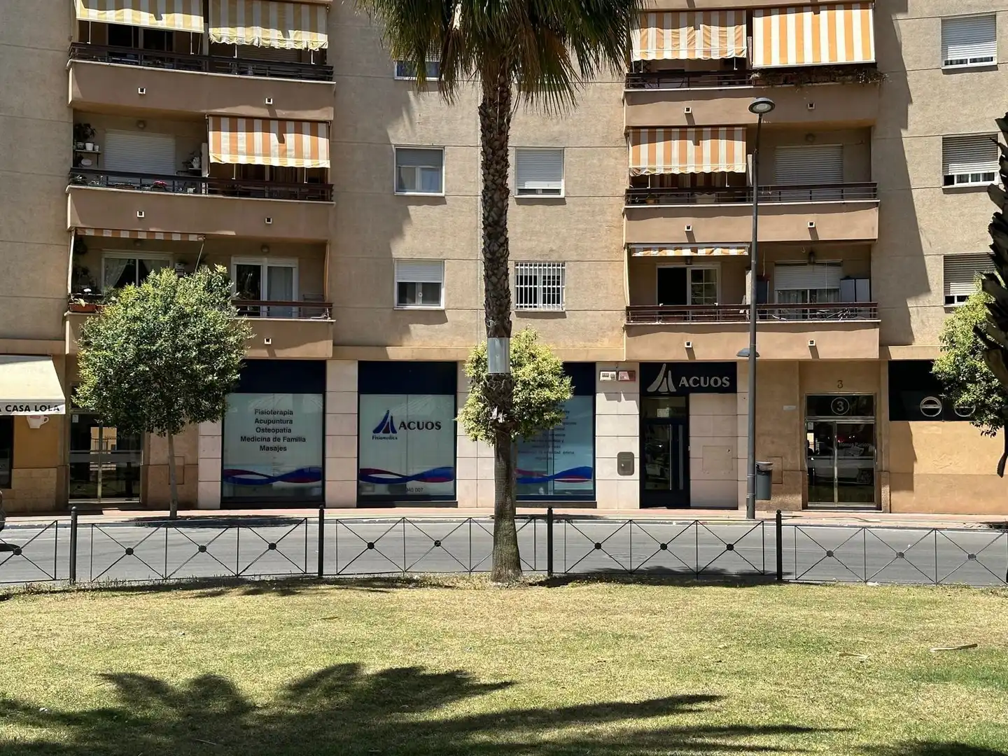 Vista exterior de Local de alquiler en San Fernando con Aire acondicionado y Amueblado