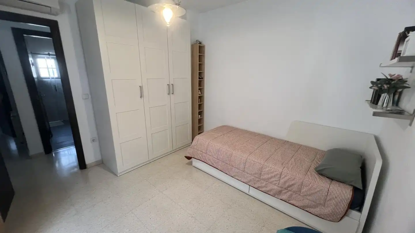 Dormitori de Casa o xalet en venda en Montequinto amb Jardí privat, Terrassa i Piscina comunitària