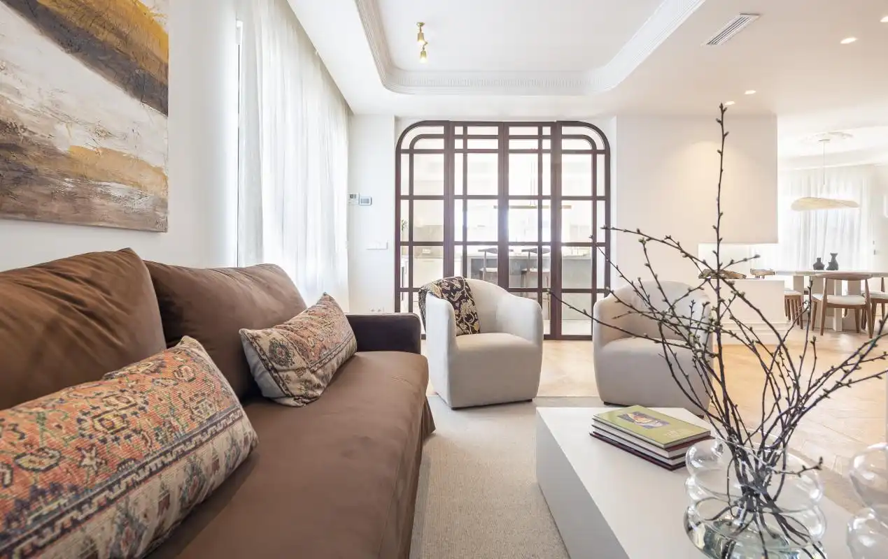 Sala d'estar de Àtic en venda en Madrid amb Aire condicionat, Calefacció i Jardí privat