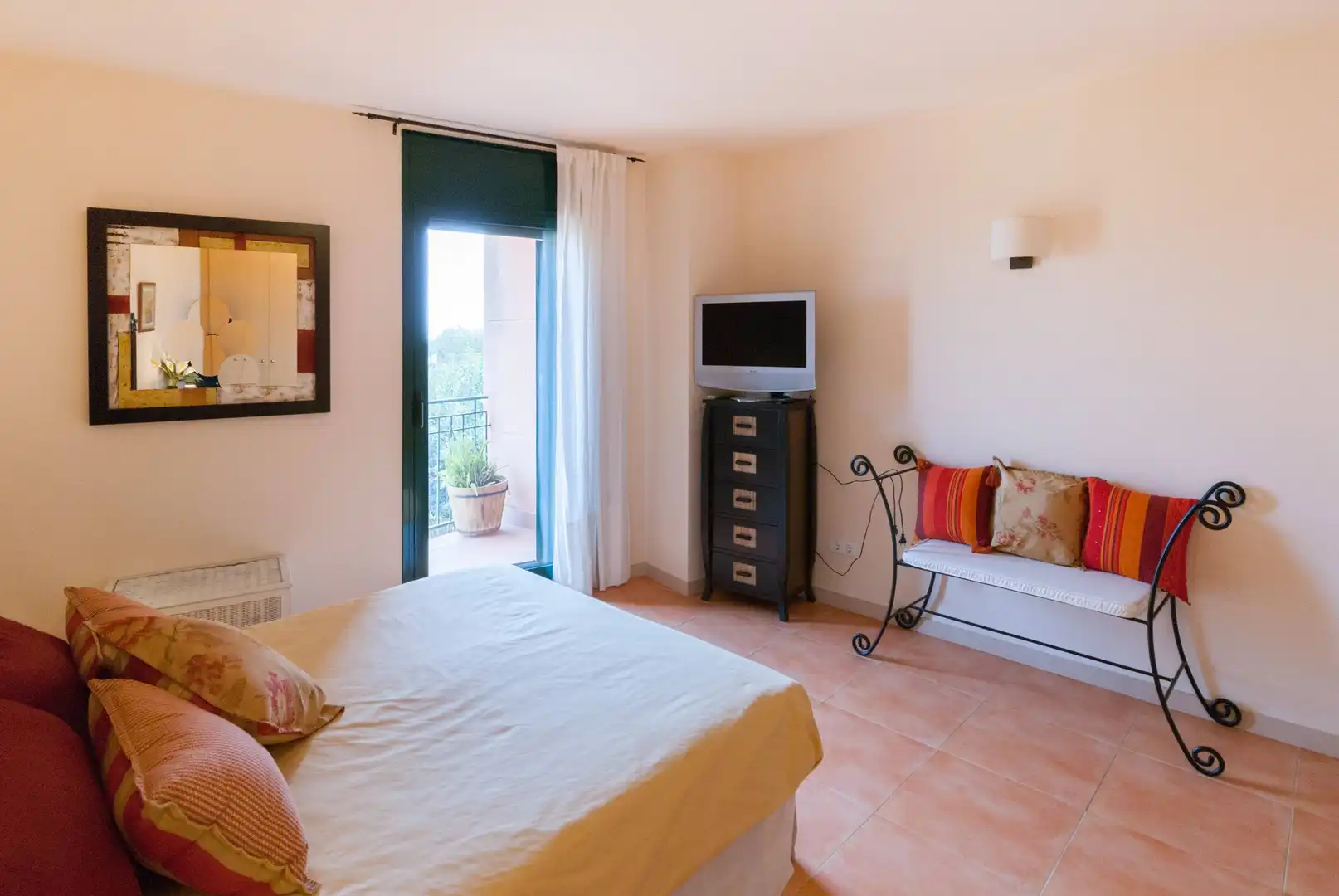 Dormitori de Casa o xalet en venda en Sant Pere Pescador amb Aire condicionat, Calefacció i Jardí privat