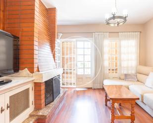 Wohnzimmer von Wohnung miete in Sant Andreu de la Barca mit Klimaanlage, Heizung und Privatgarten