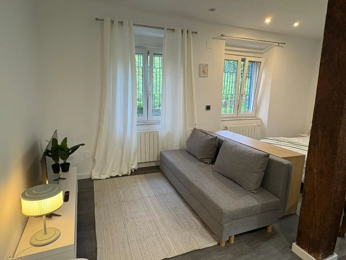 Sala de estar de Piso de alquiler en Santander con Calefacción, Parquet y Amueblado