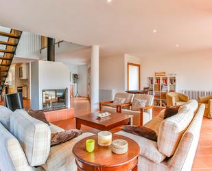 Living room of Country house for sale in Sant Quirze de Besora  with Heating and Terrace