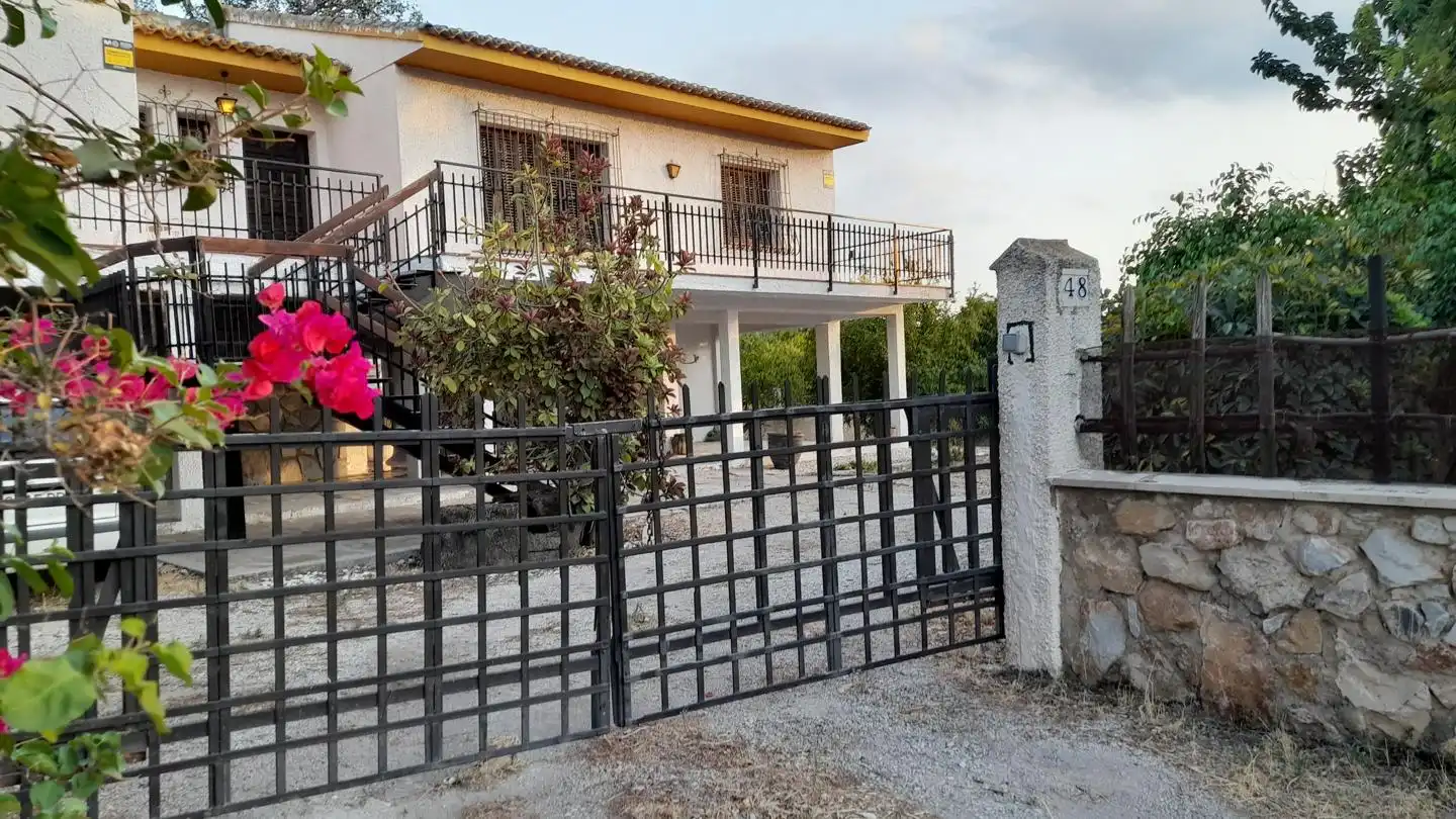 Außenansicht von Haus oder Chalet zum Verkauf in Benejúzar mit Privatgarten, Terrasse und Schwimmbad