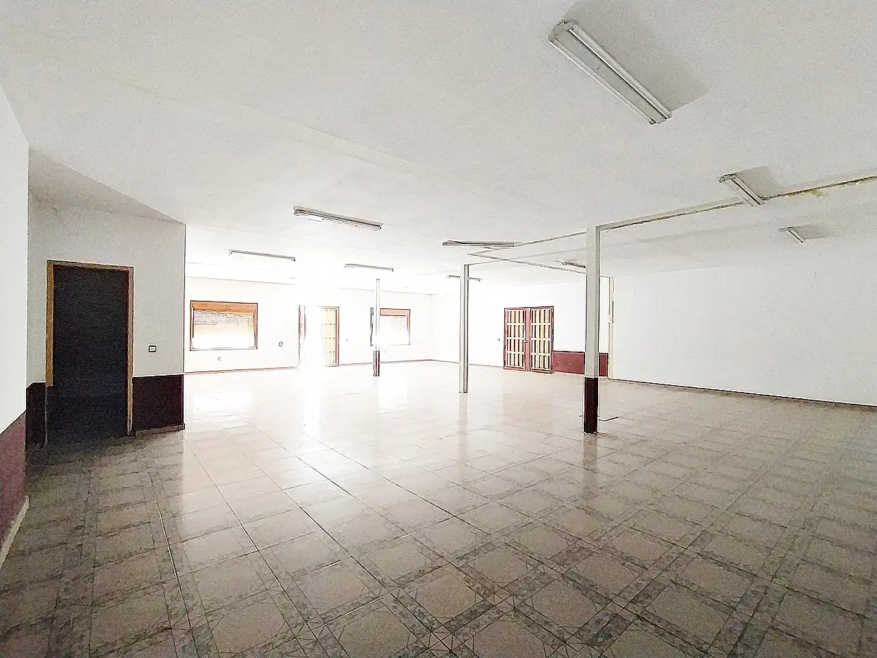 Local en venta en Castilblanco