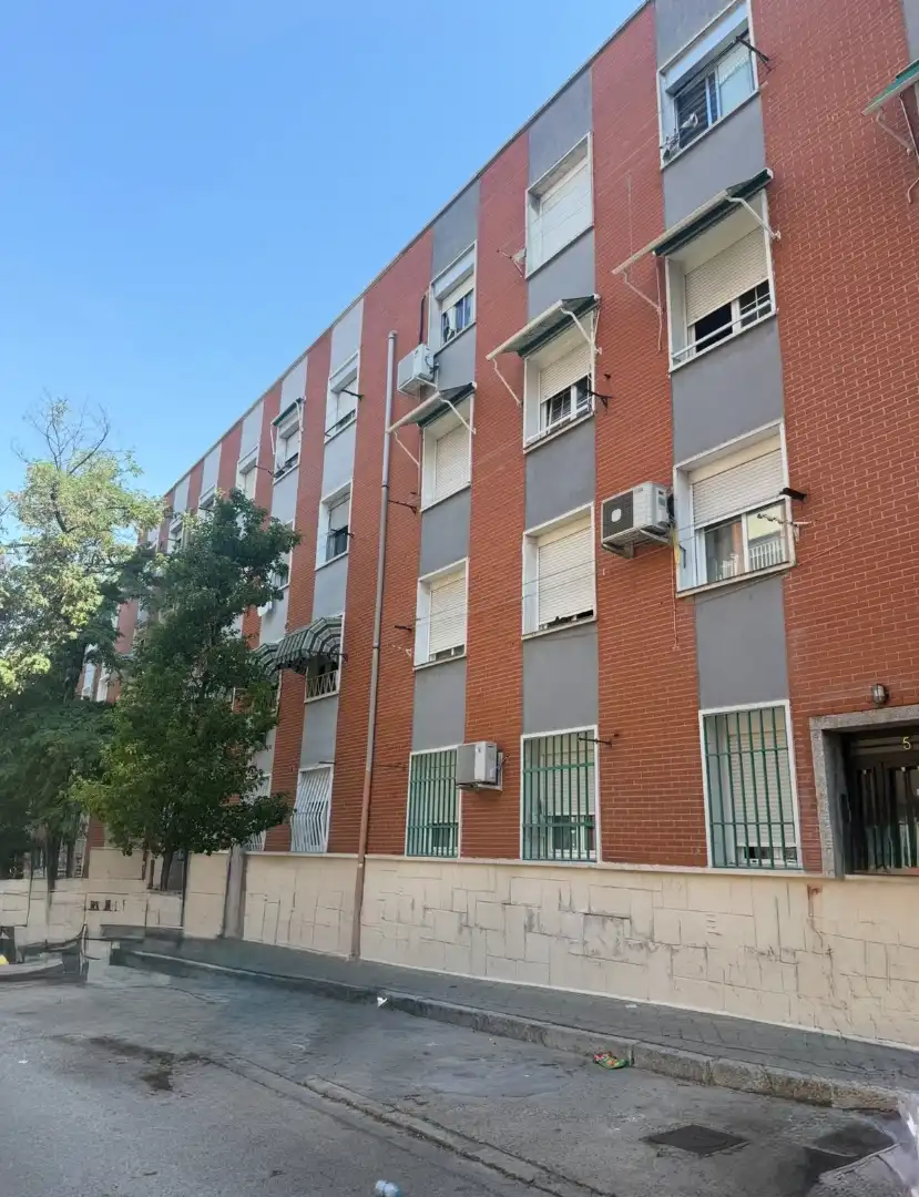 Piso en venta en Calle del Puerto de Alsasua, Palomeras Bajas
