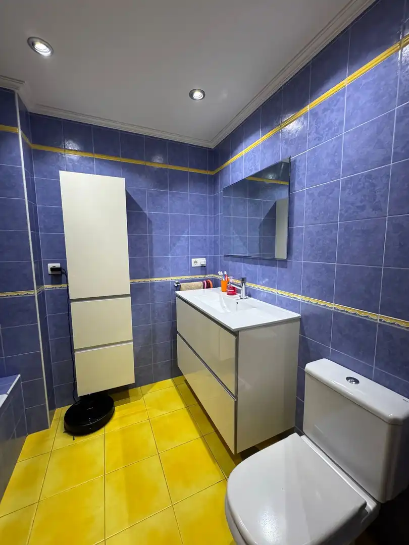 Baño de Piso en venta en Benavente con Calefacción y Trastero