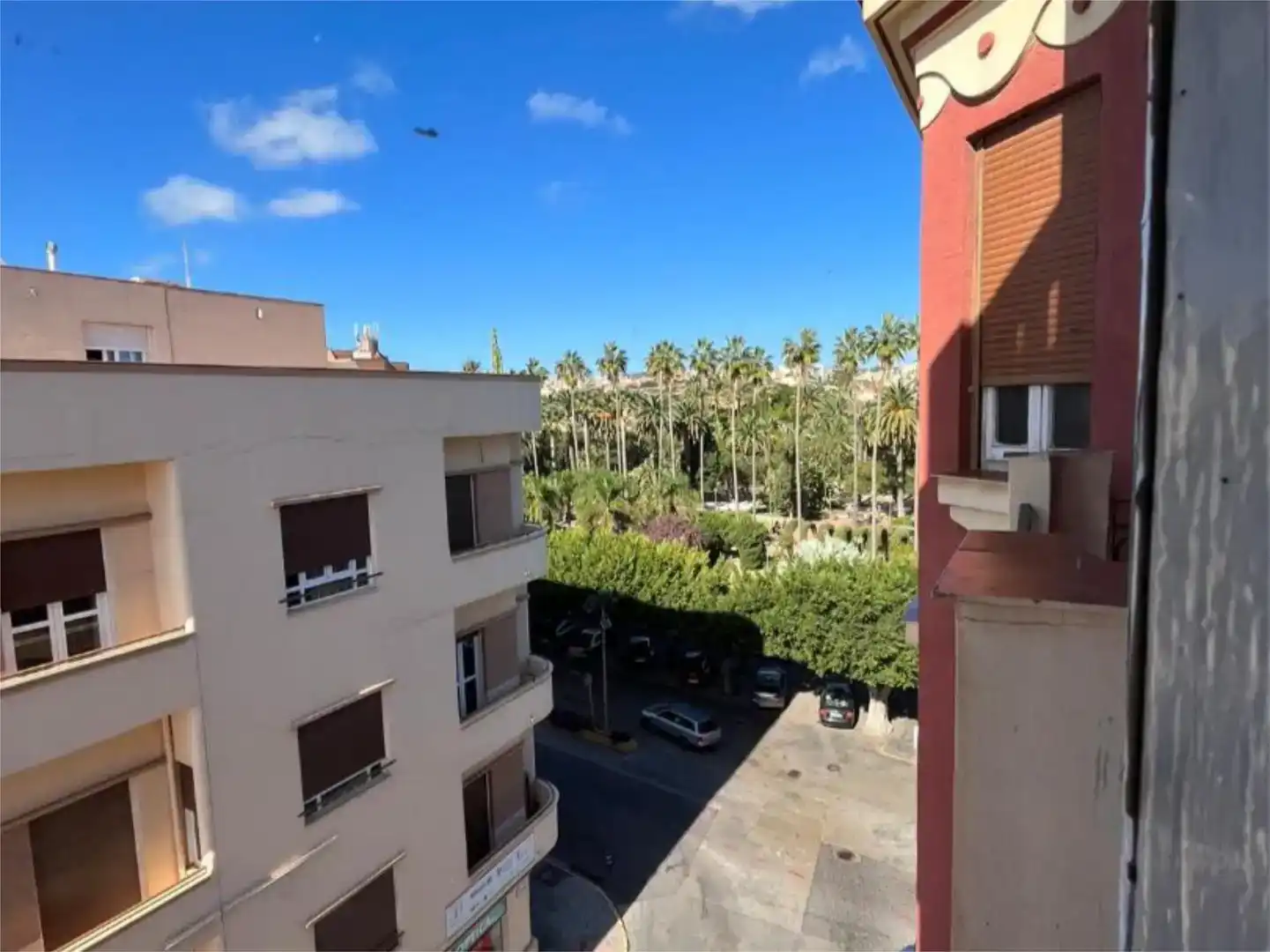 Vista exterior de Pis en venda en  Melilla Capital amb Balcó