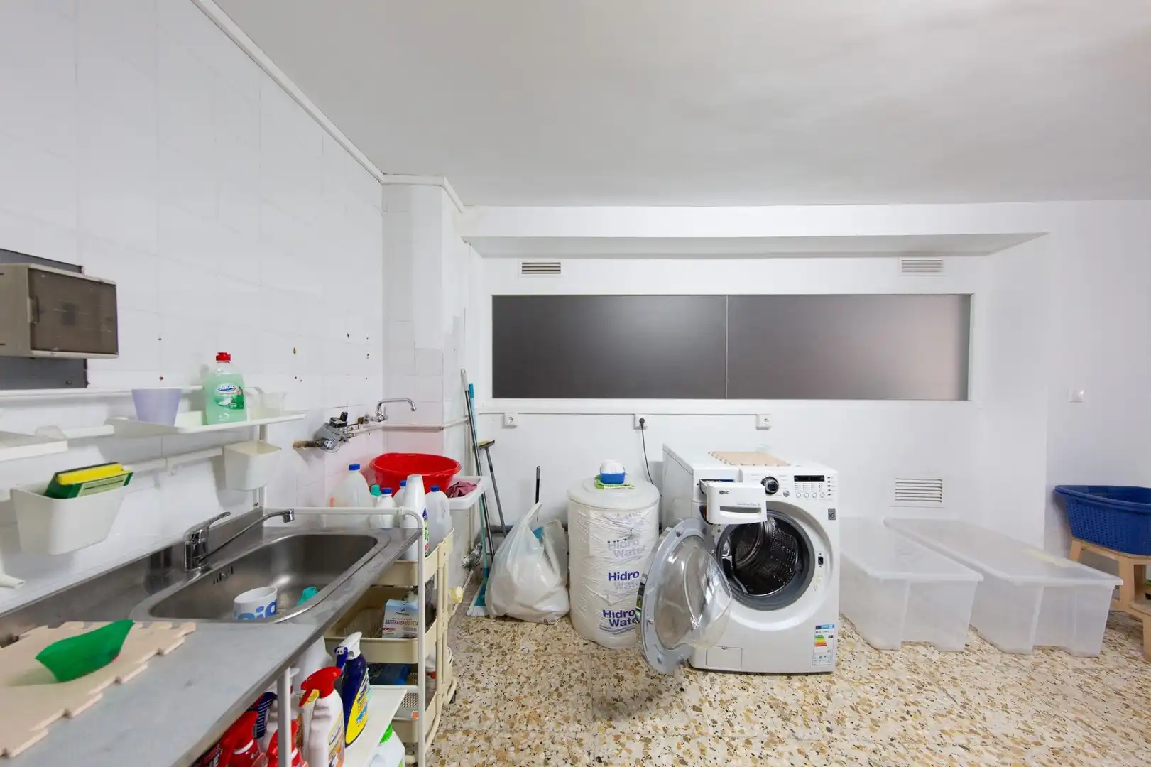 Local en venta en Alicante / Alacant con Aire acondicionado y Amueblado
