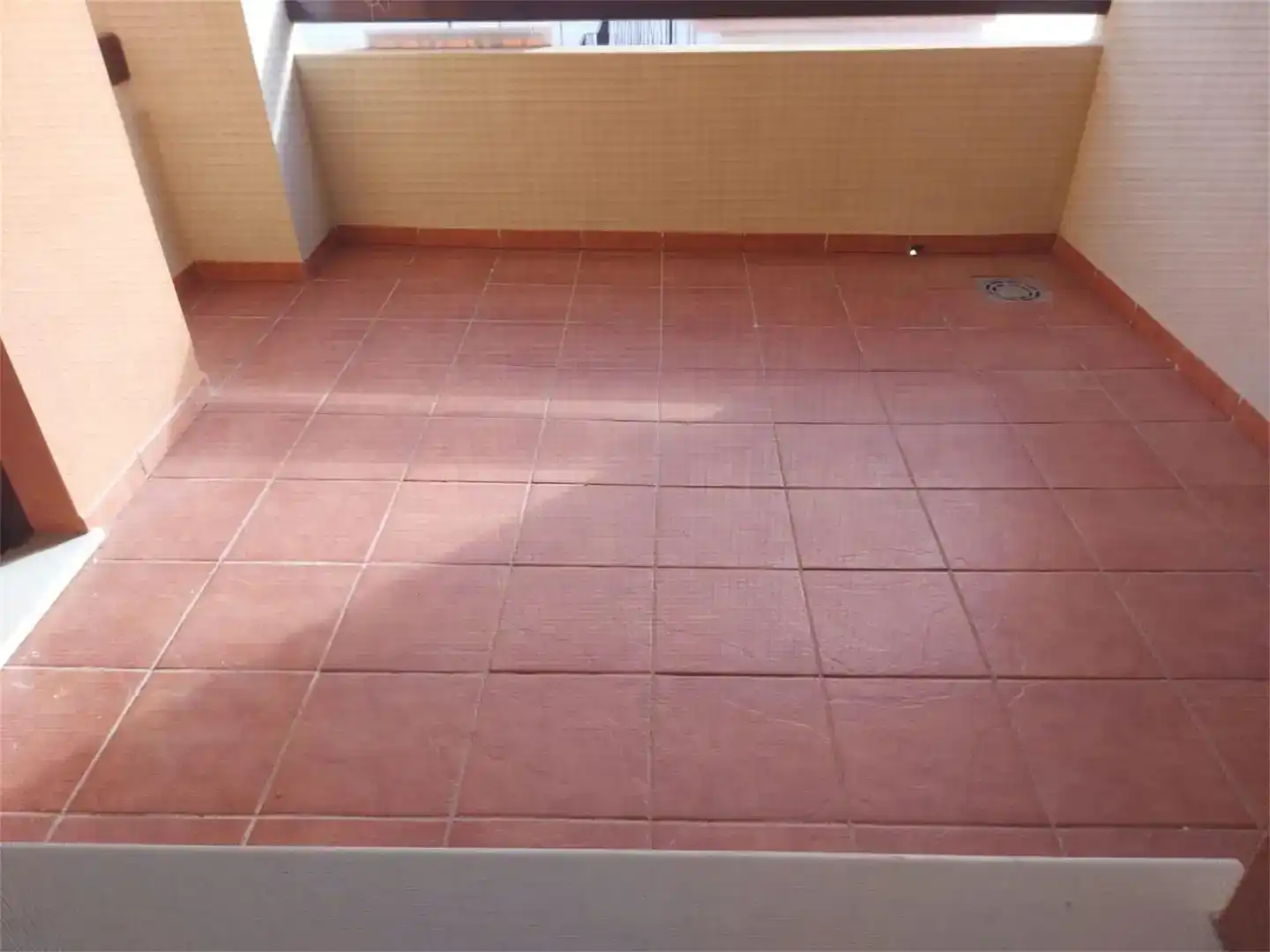 Terrassa de Pis en venda en Guillena amb Aire condicionat, Piscina i Balcó