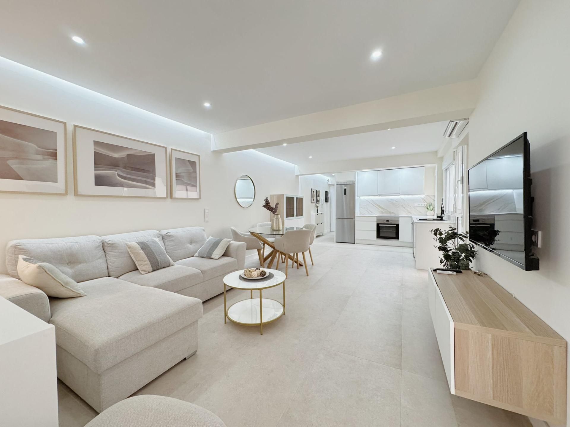 Living room of Flat for sale in  Almería Capital