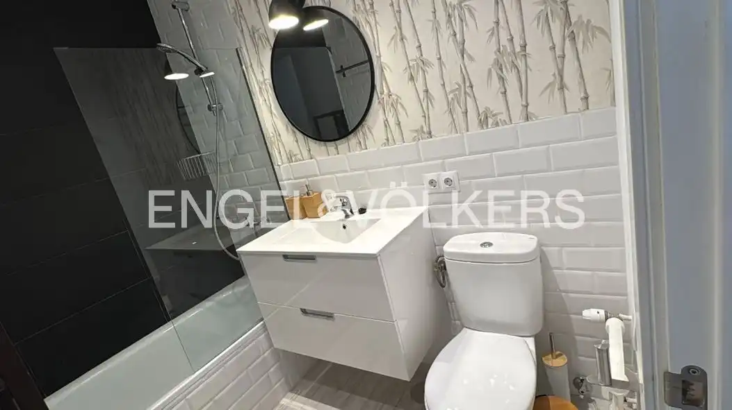 Baño de Piso de alquiler en Madrid con Aire acondicionado, Calefacción y Terraza