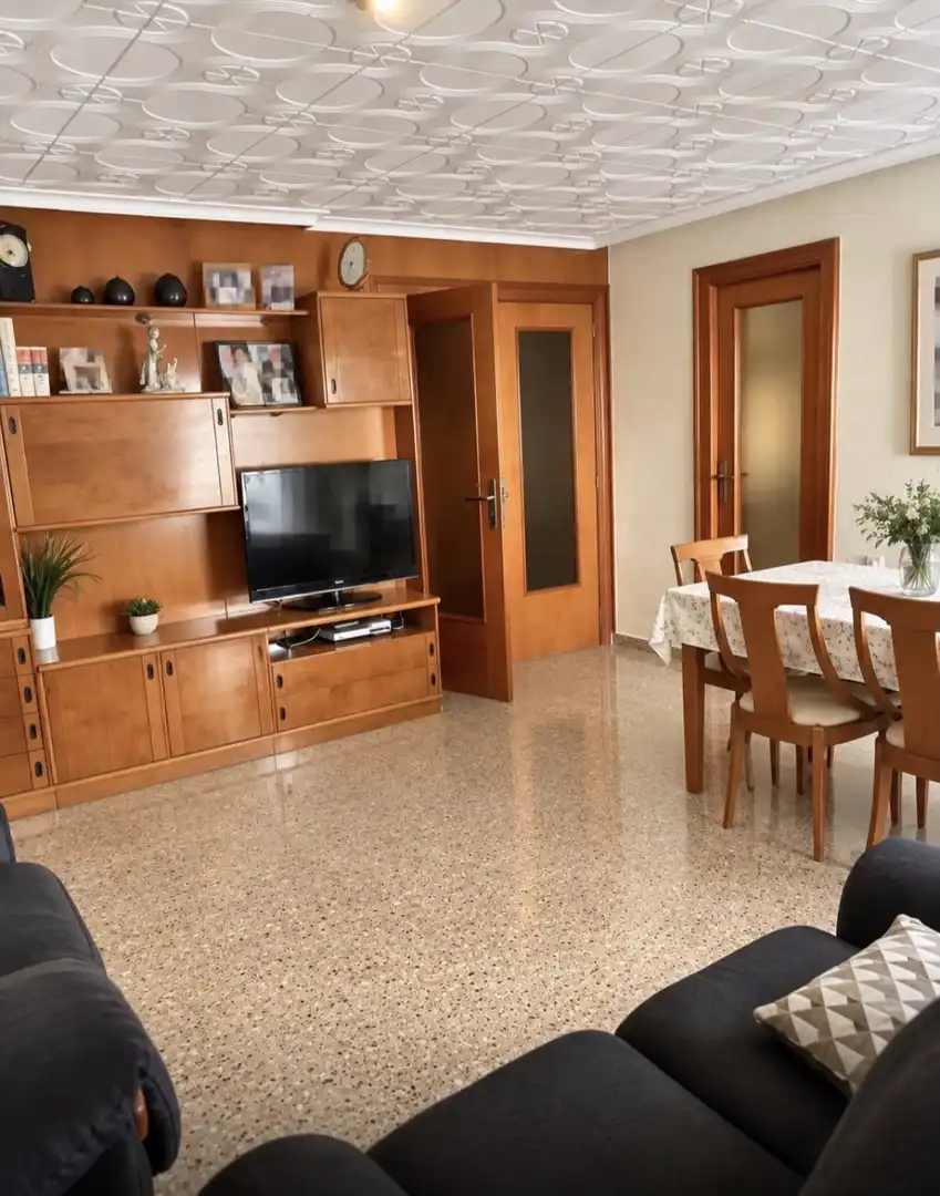 Sala d'estar de Pis en venda en Xirivella amb Aire condicionat, Terrassa i Traster