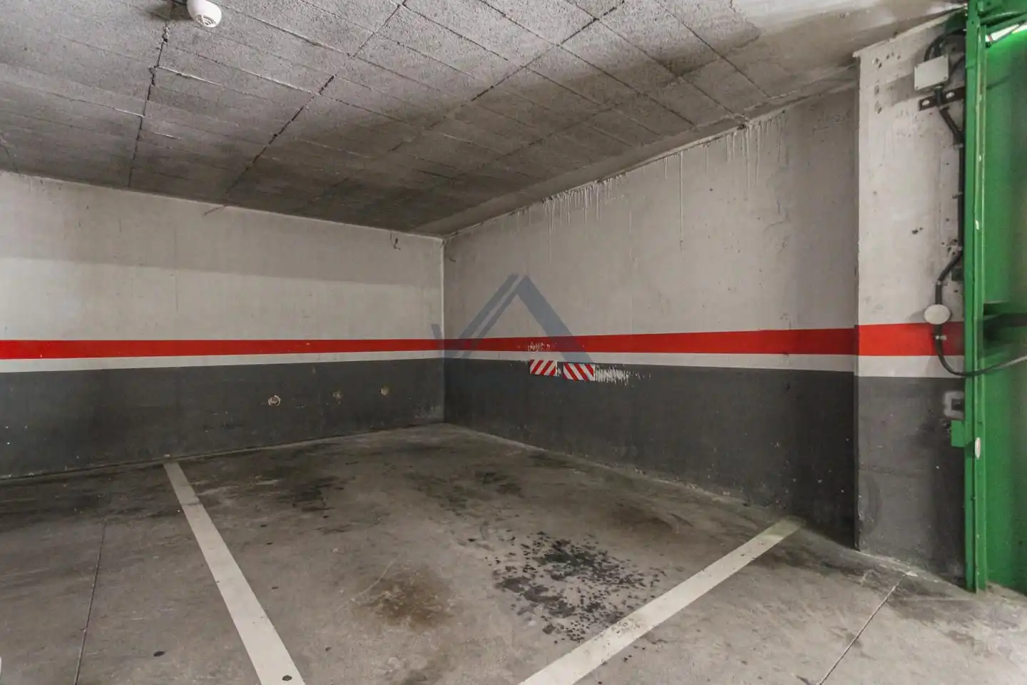 Parkplatz von Wohnung zum Verkauf in Montcada i Reixac mit Klimaanlage, Terrasse und Möbliert