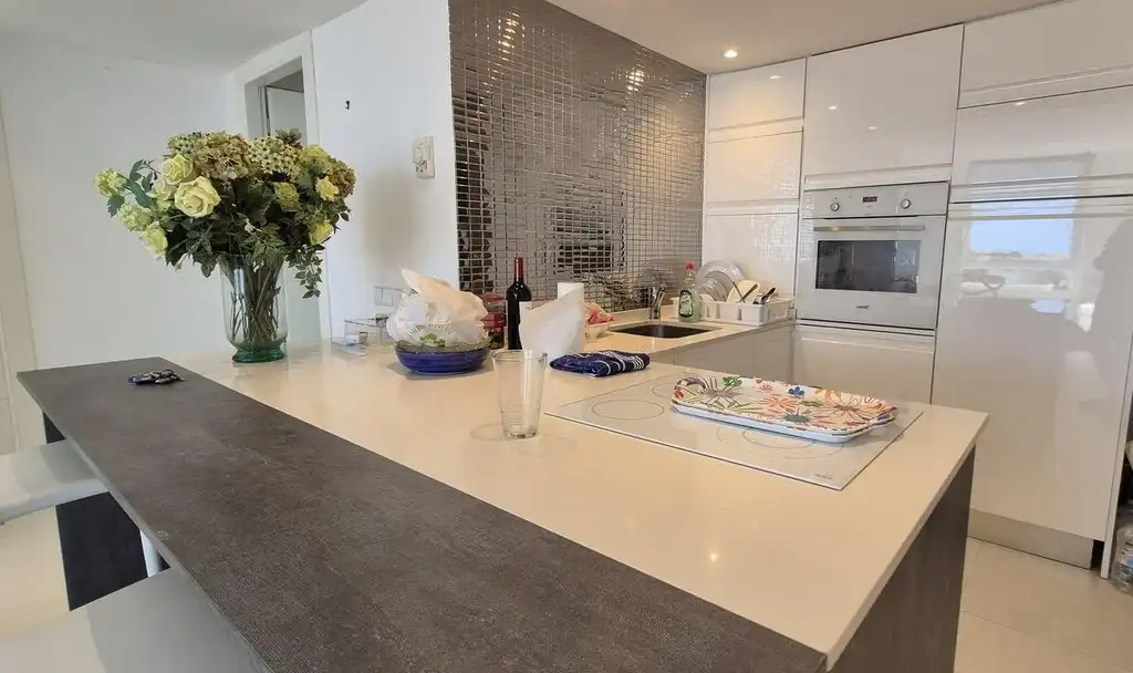 Cuina de Apartament en venda en Calvià amb Aire condicionat i Piscina comunitària