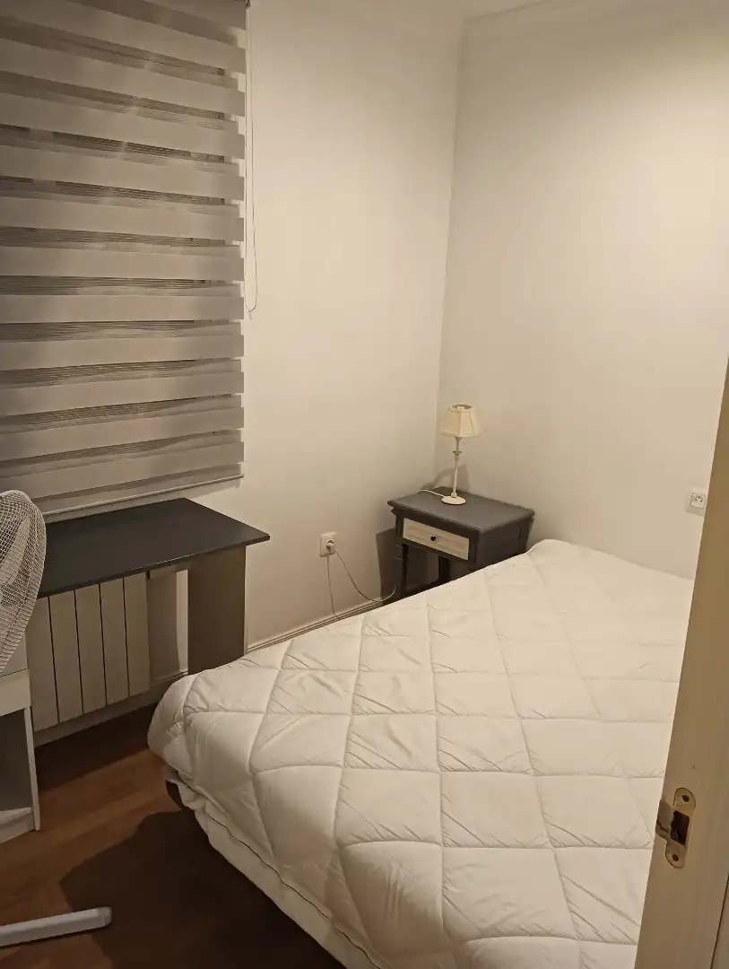Bedroom of Flat for rent in Zaidín