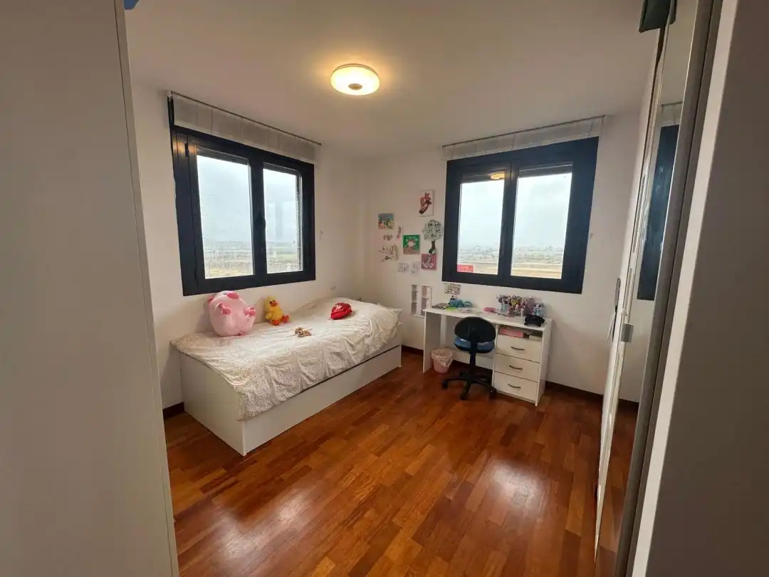 Habitación de Casa o chalet en venta en Elburgo / Burgelu con Calefacción, Jardín privado y Terraza