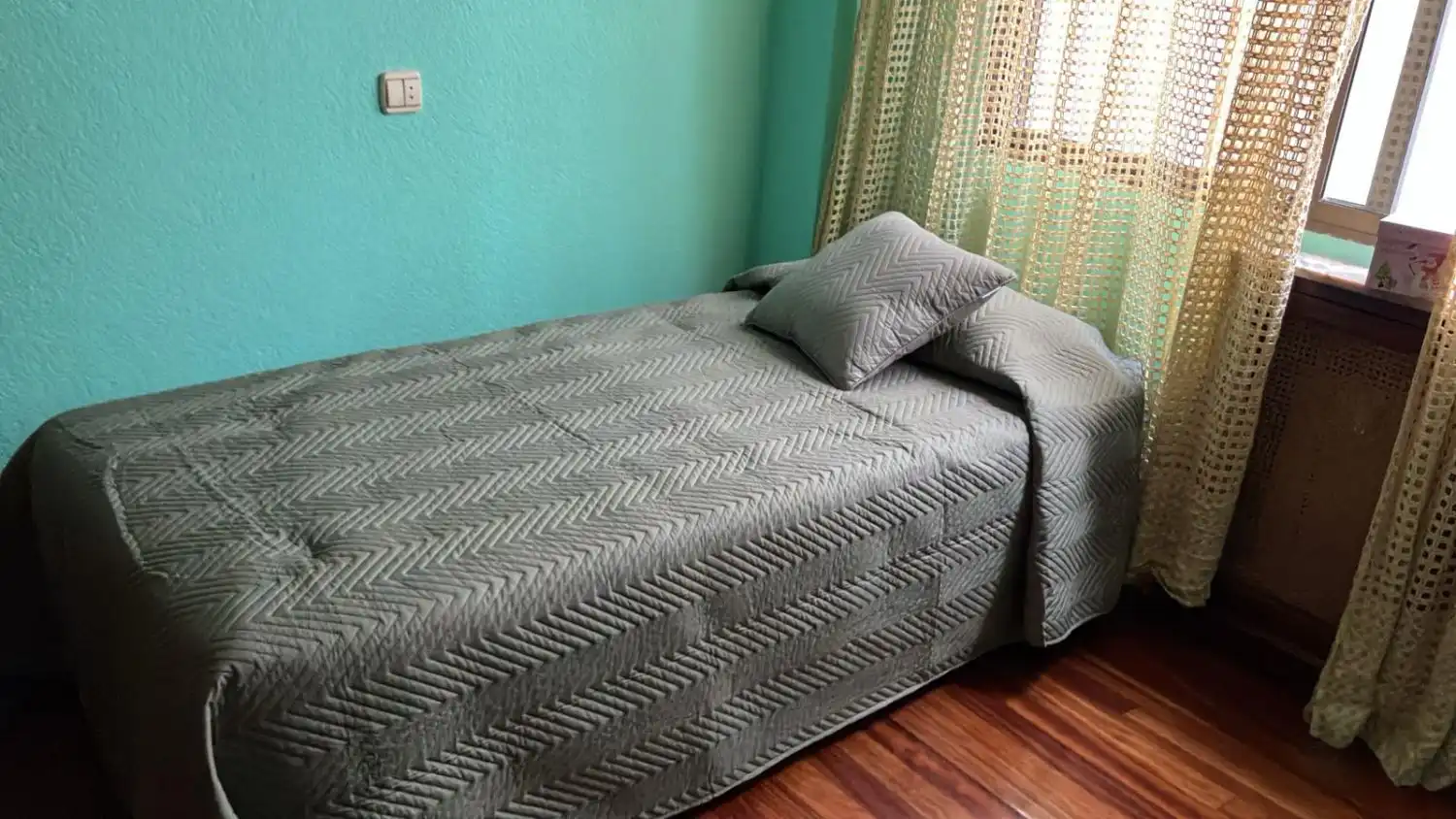 Schlafzimmer von Wohnung zur Miete in Gijón 