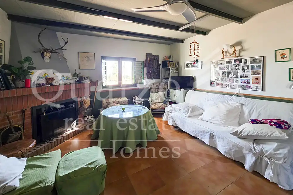 Sala de estar de Finca rústica en venta en Cáceres con Calefacción, Jardín privado y Trastero
