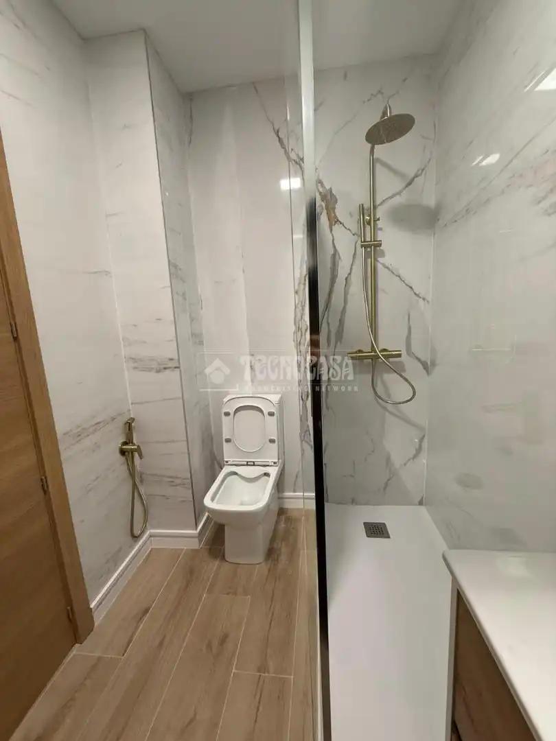 Flat for sale in El Soto - Azorín