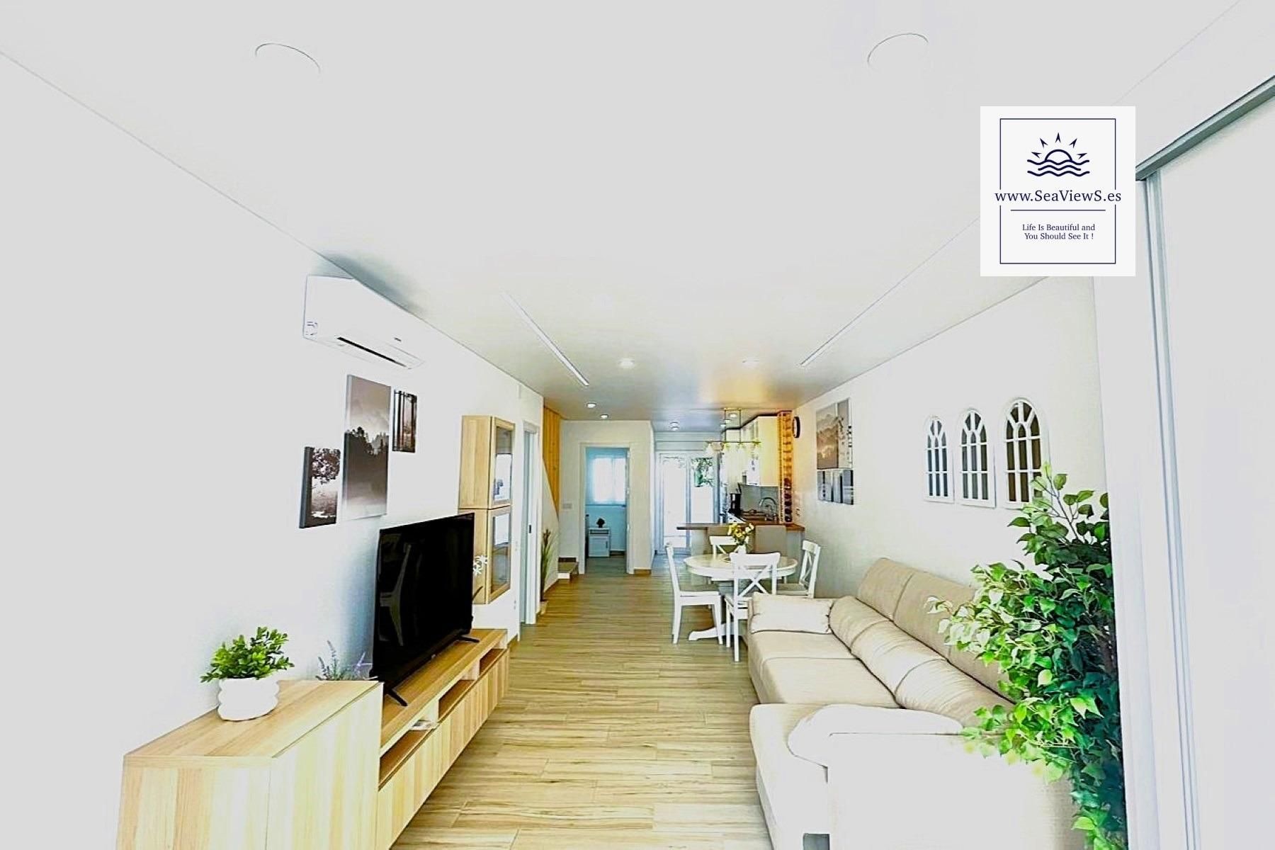 Living room of Single-family semi-detached for sale in Torrevieja  with Air Conditioner, Heating and Private garden